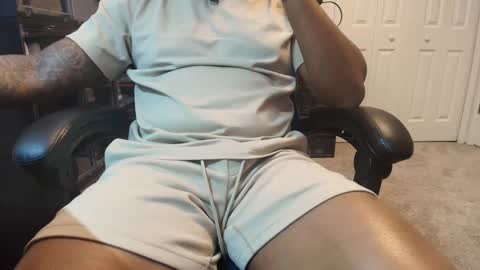 Snapshot of charliesierra310 chatting on 03/22/26, 05:16 CharlieSierra96 online show from 03/22/26, 05:16