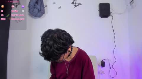 Snapshot of charlietaylorr__ chatting on 03/26/26, 12:50 Charlie online show from 03/26/26, 12:50