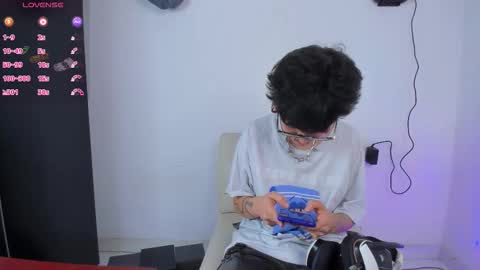 Snapshot of charlietaylorr__ chatting on 03/27/26, 04:51 Charlie online show from 03/27/26, 04:51