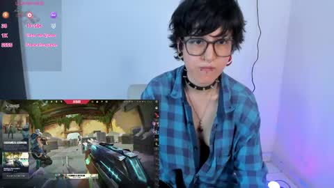 Snapshot of charlietaylorr__ chatting on 05/05/26, 04:48 Charlie online show from 05/05/26, 04:48