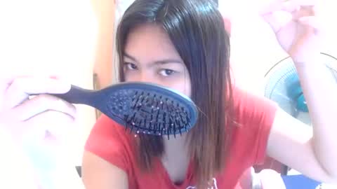 Snapshot of charlincadorna125 chatting on 01/10/26, 12:01 Sweetieeche online show from 01/10/26, 12:01