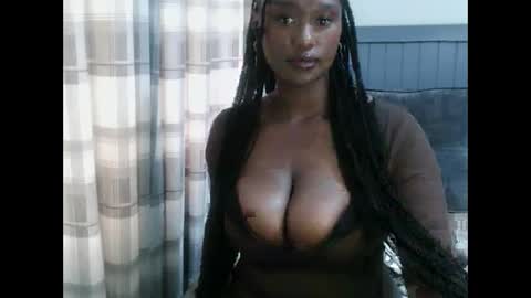 Snapshot of charllette chatting on 04/18/26, 07:34 charllette online show from 04/18/26, 07:34