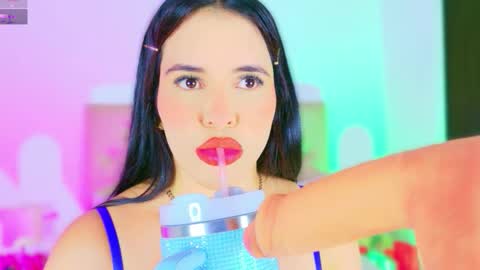 Charloott Evans online show from 12/05/25, 01:36