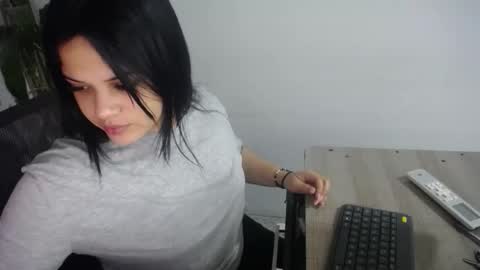 Charlote Walker online show from 01/08/26, 02:36