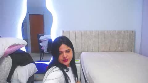 Charlote Walker online show from 02/10/26, 03:32