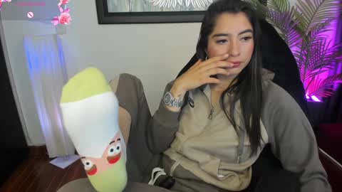 Charlote online show from 02/04/25, 05:21