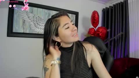 Charlote online show from 02/19/25, 11:38