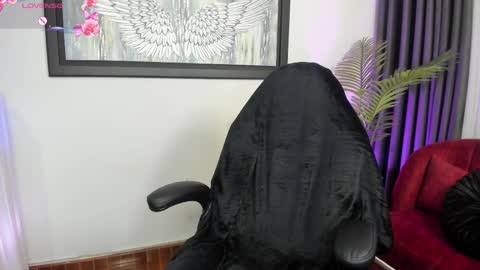 Charlote online show from 02/21/25, 02:59