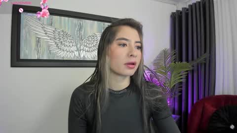 Charlote online show from 02/22/25, 02:28