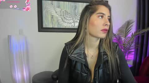 Charlote online show from 02/25/25, 07:25