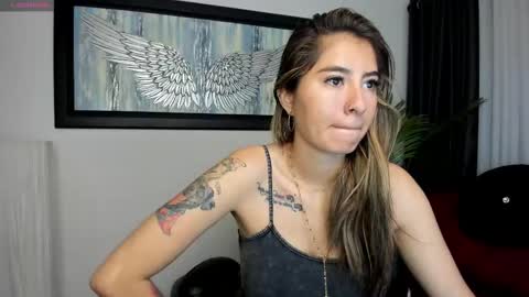 Charlote online show from 10/03/25, 11:40