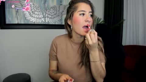 Charlote online show from 10/17/25, 11:35