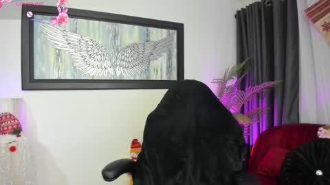 Charlote online show from 12/04/25, 11:52