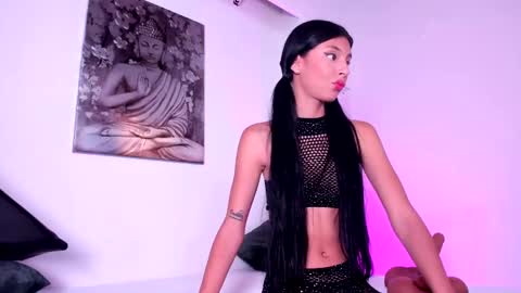 Charlote online show from 02/24/25, 07:52