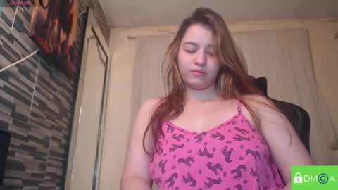 Snapshot of charloth_jones99 chatting on 04/15/26, 10:11 charlotte online show from 04/15/26, 10:11