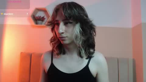 Snapshot of charlothe_dumont chatting on 06/12/26, 03:44 charlothe_dumont online show from 06/12/26, 03:44