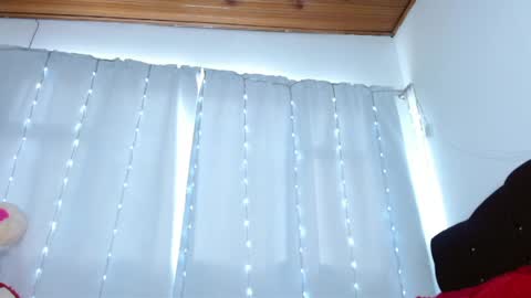charlothe_wright online show from 04/26/26, 05:10