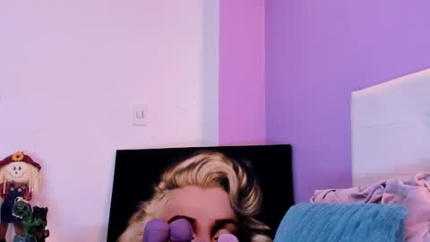 Snapshot of charlotte1117 chatting on 04/07/26, 04:07 Char 3 online show from 04/07/26, 04:07