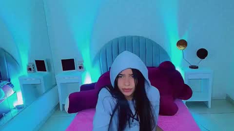 Snapshot of charlotte_0309 chatting on 02/13/26, 05:47 charlotte online show from 02/13/26, 05:47