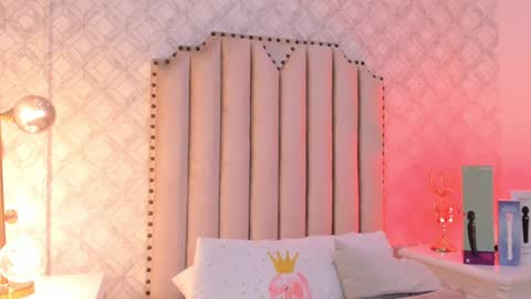   Charlotte  online show from 12/26/24, 07:38