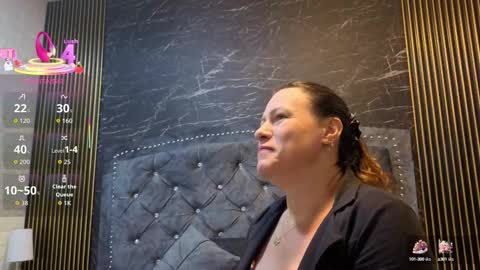 charlotte online show from 09/21/25, 09:22