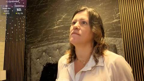 charlotte online show from 11/17/25, 10:43