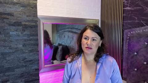Snapshot of charlotte__g chatting on 03/04/26, 11:27 charlotte online show from 03/04/26, 11:27