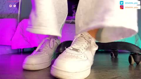 charlotte  grey online show from 09/23/25, 01:14