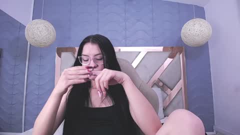 Snapshot of charlotte_colee chatting on 12/02/24, 11:56 Charlotte colee online show from 12/02/24, 11:56