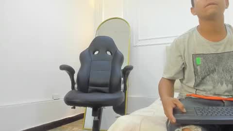 Snapshot of charlotte_dante212 chatting on 02/08/26, 04:38 charlottte y dante online show from 02/08/26, 04:38