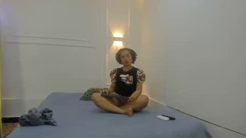 Snapshot of charlotte_dante212 chatting on 03/07/26, 05:04 charlottte y dante online show from 03/07/26, 05:04