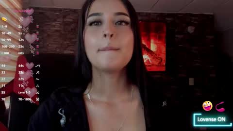 Snapshot of charlotte_greys chatting on 01/06/26, 08:45 Charlotte online show from 01/06/26, 08:45