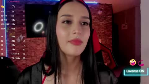 Charlotte  online show from 05/03/26, 01:00