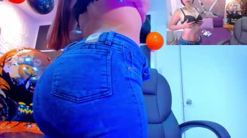 Snapshot of charlotte_icee chatting on 10/16/25, 05:36 Charlotte Icee online show from 10/16/25, 05:36