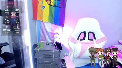 Snapshot of charlotte_joestar chatting on 12/19/25, 07:21 Charlie online show from 12/19/25, 07:21