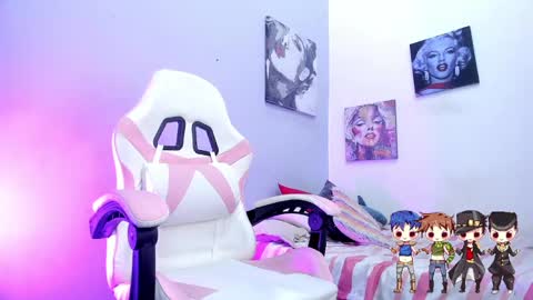 Snapshot of charlotte_joestar chatting on 01/06/26, 03:49 Charlie online show from 01/06/26, 03:49