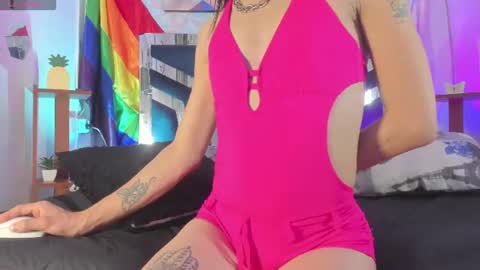 CHARLOTTELANDRY online show from 06/19/26, 02:21