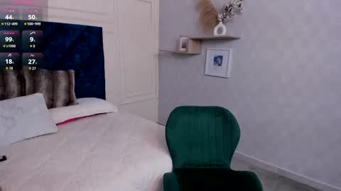 Charlotte Mayers online show from 12/17/25, 11:27