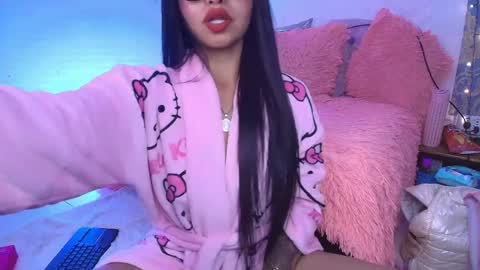 charlotte_princess_1 online show from 05/22/26, 05:47