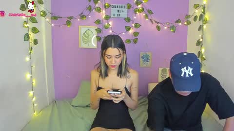 Snapshot of charlotte_queeen chatting on 01/22/25, 11:21 Charlotte online show from 01/22/25, 11:21