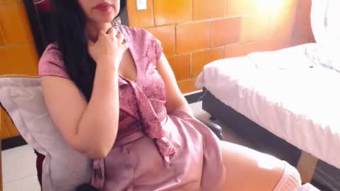 Snapshot of charlotte_temple chatting on 02/11/26, 01:38 Charlotte online show from 02/11/26, 01:38