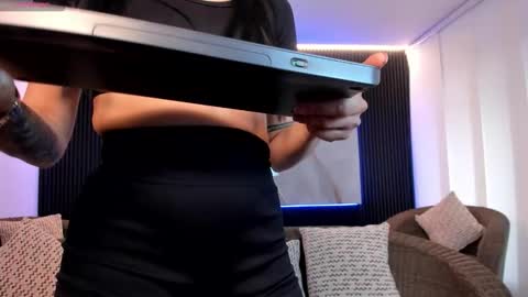 Charlotte  Everyday From 0700 to 1300 Col Time online show from 09/19/25, 11:44