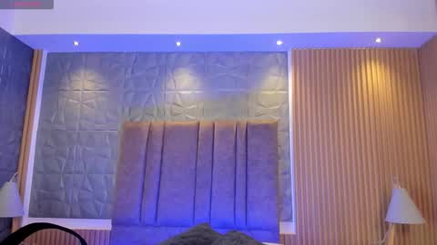 Charlotte  Everyday From 0700 to 1300 Col Time online show from 11/19/25, 11:21