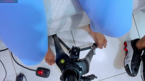 Snapshot of charlotteandsimon_ chatting on 02/11/26, 03:28 Charlotte and Simon online show from 02/11/26, 03:28