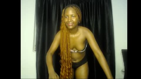 Snapshot of charlottebaby8 chatting on 05/29/26, 05:27 charlotte online show from 05/29/26, 05:27
