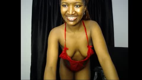 Snapshot of charlottebaby8 chatting on 06/19/26, 04:50 charlotte online show from 06/19/26, 04:50