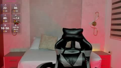 Snapshot of charlottee27_ chatting on 05/13/26, 02:31 Charlottee online show from 05/13/26, 02:31