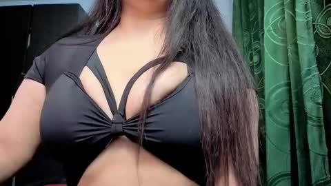 Natalia online show from 05/13/26, 02:20