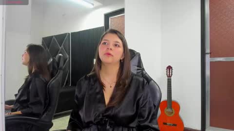 charlottee_starr online show from 10/10/25, 08:19