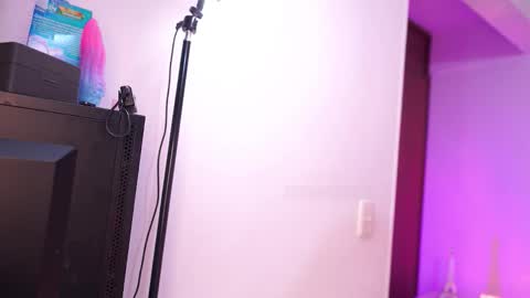 Snapshot of charlottejackson chatting on 02/11/26, 04:06 ill be online tomorrow December 1st online show from 02/11/26, 04:06